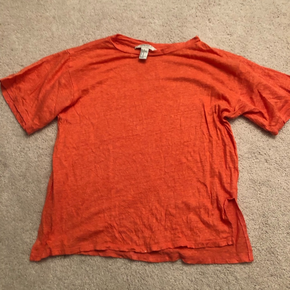 Coral tee